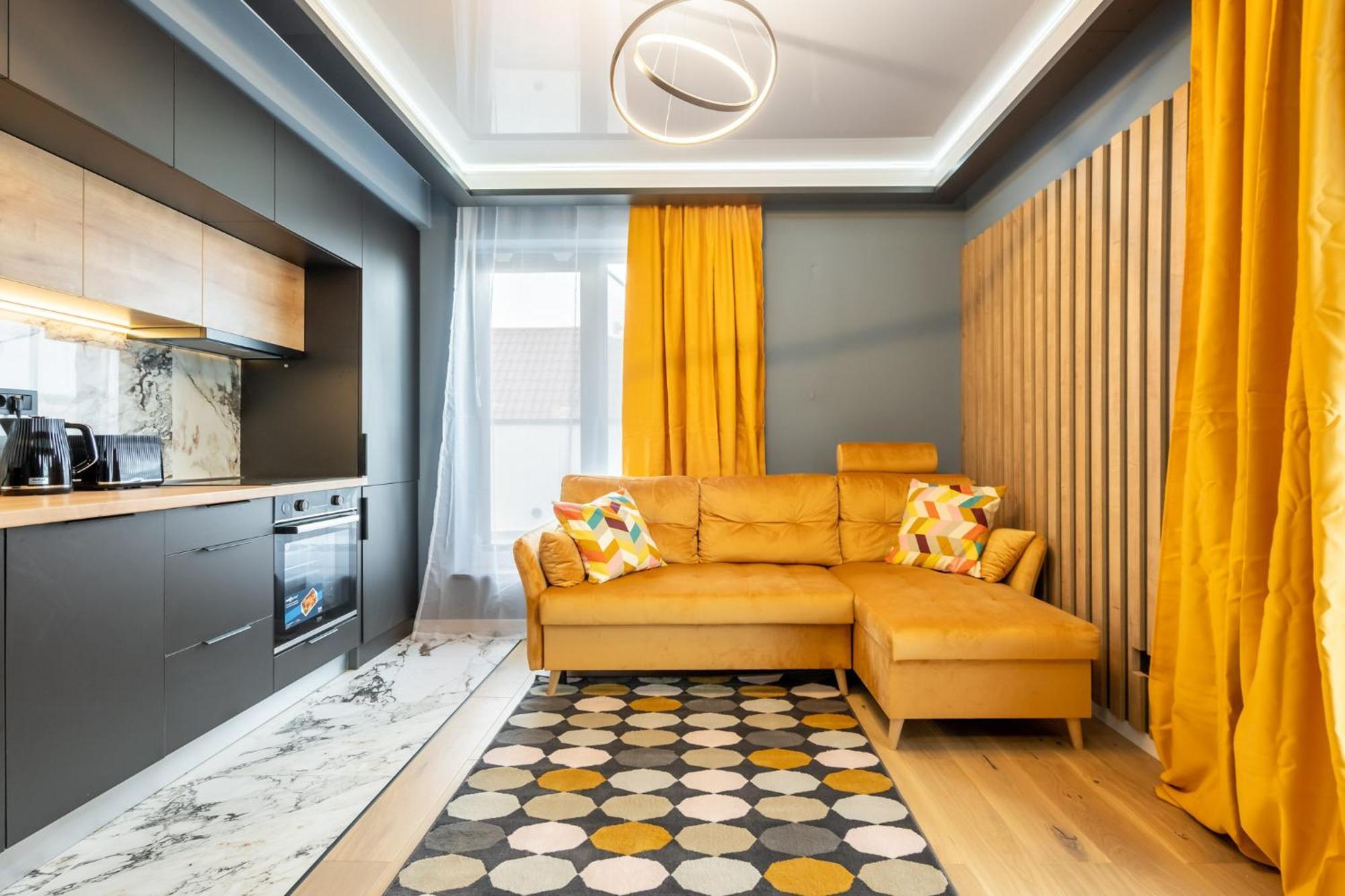 Sunflower - Chic Loft In Tineretului Bucharest Exterior photo